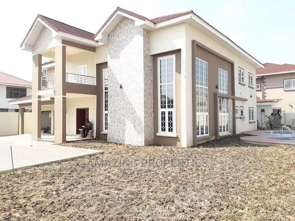 4bdrm House in East Legon for Sale