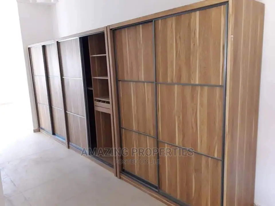 4bdrm House in East Legon for Sale