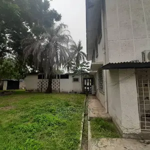 At Flag Staff House by Main Road Size 1,72 Acres