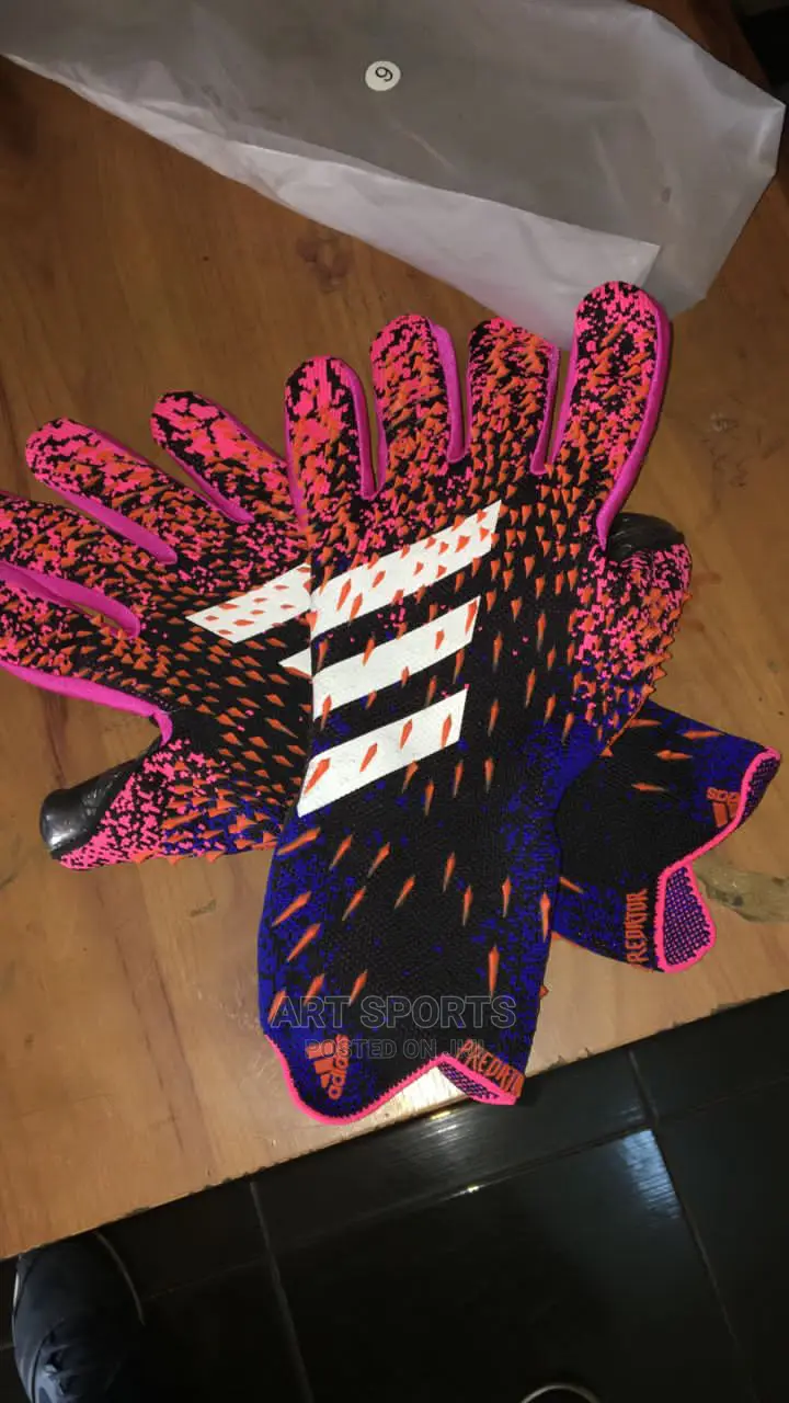 Adidas Predator Goalkeeper's Gloves