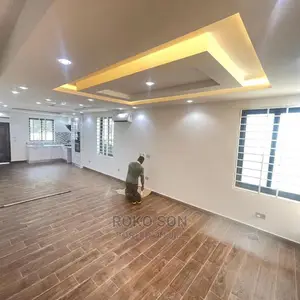 3bdrm Duplex in Dr Roko, School Junction for sale