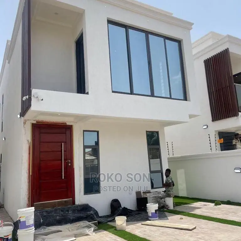 3bdrm Duplex in Dr Roko, School Junction for sale