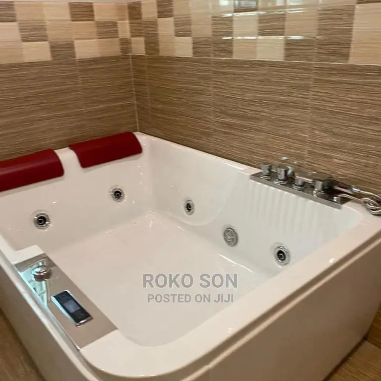 4bdrm Duplex in Dr Roko, Madina for sale