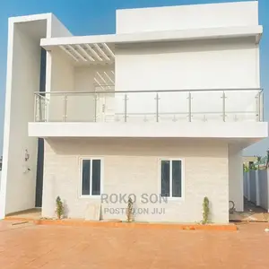 4bdrm Duplex in Dr Roko, Madina for sale
