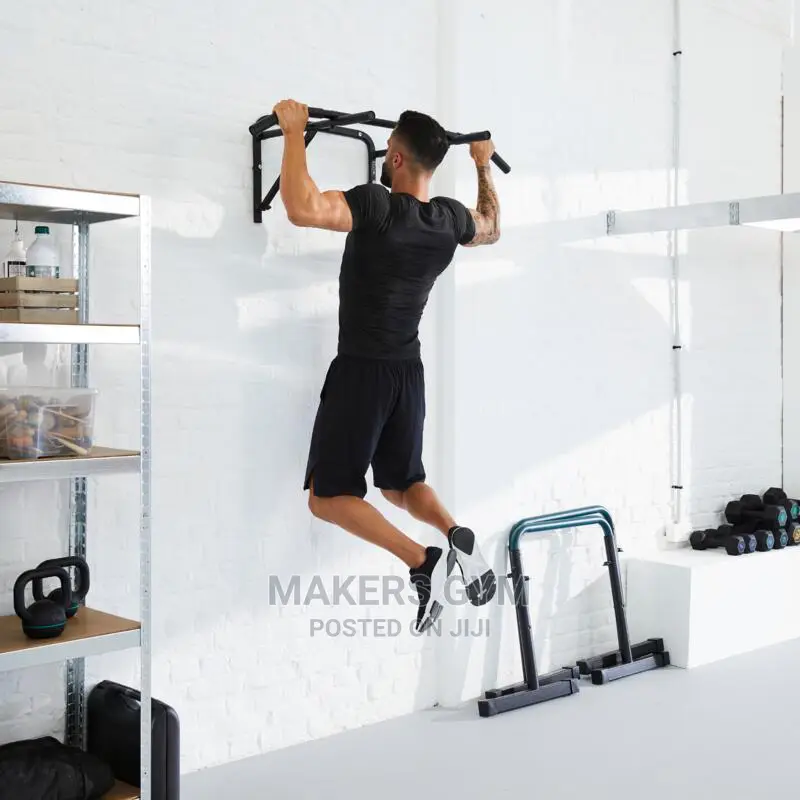 Pull-Up Bar Strength Training