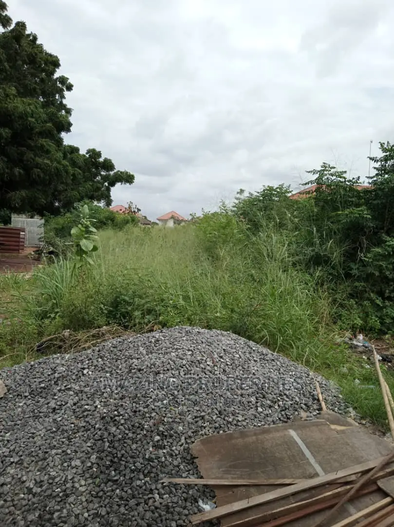 8 Plots for Sale at New Waija Main Road Feeling Station