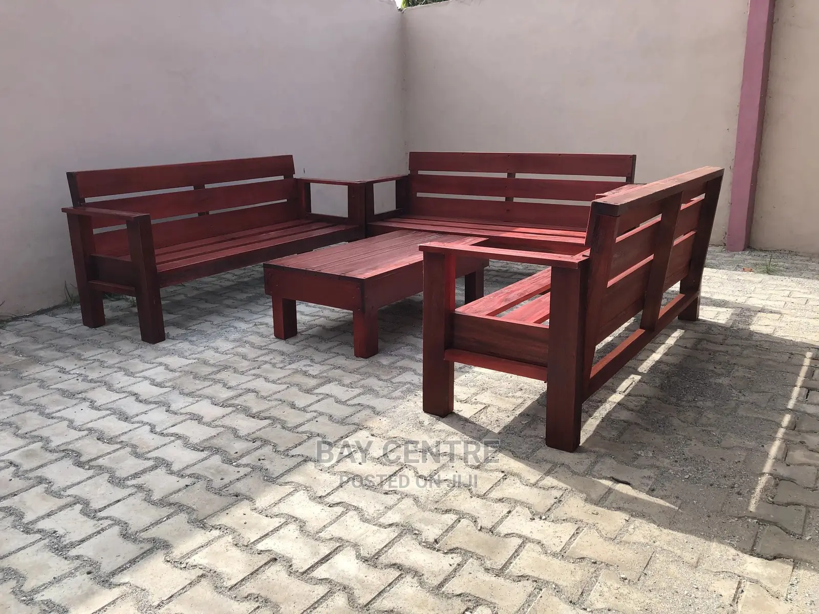 Outdoor Chairs Table