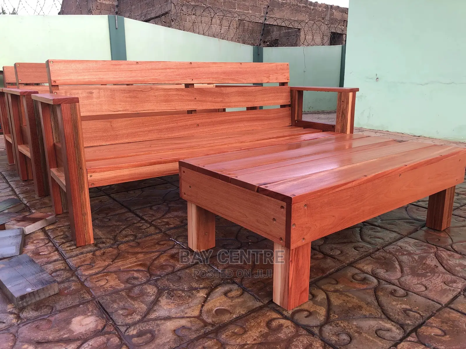 Outdoor Chairs Table