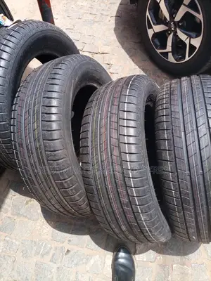 225/60r17 Bridgestone Tyres Tires