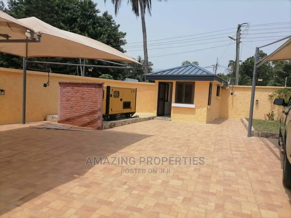 6bdrm Farm House in Labone for Rent