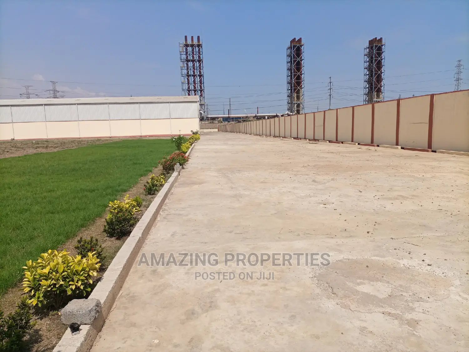 For Sale on 5 Acres 7500 SQM Warehouse Tema Industrialarea