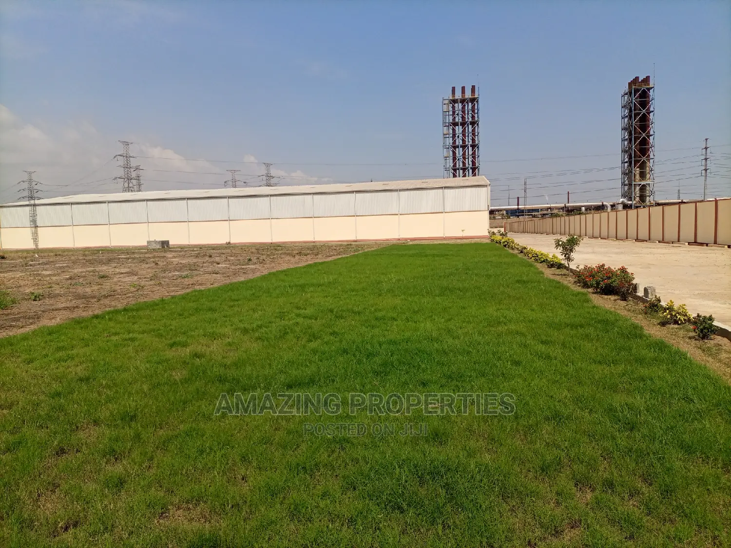 For Sale on 5 Acres 7500 SQM Warehouse Tema Industrialarea