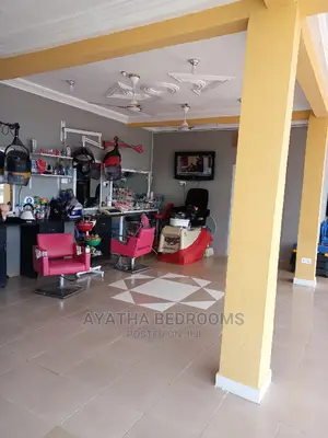 Executive Gym Center to Let