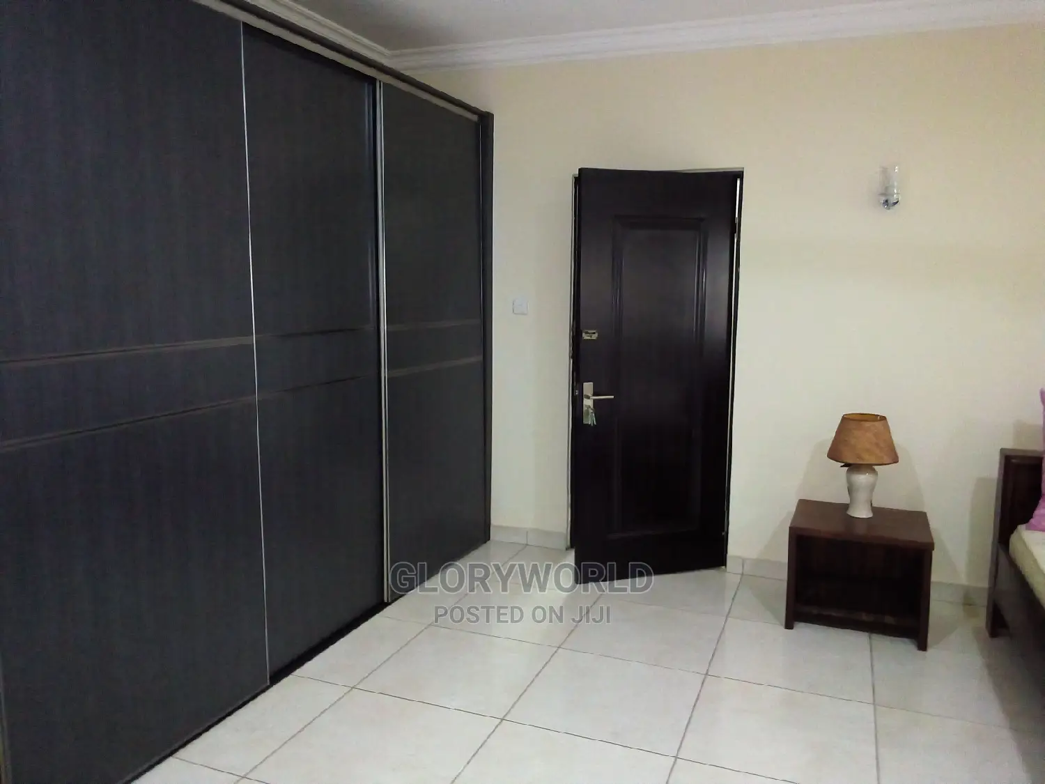 Furnished 4bdrm Condo in Tema Metropolitan for rent