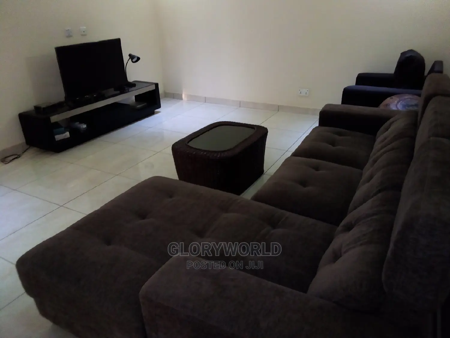 Furnished 4bdrm Condo in Tema Metropolitan for rent