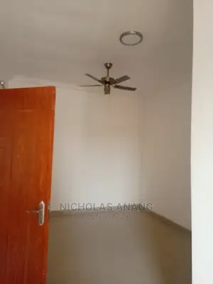 2bdrm Apartment in The Dorns, New Town for rent