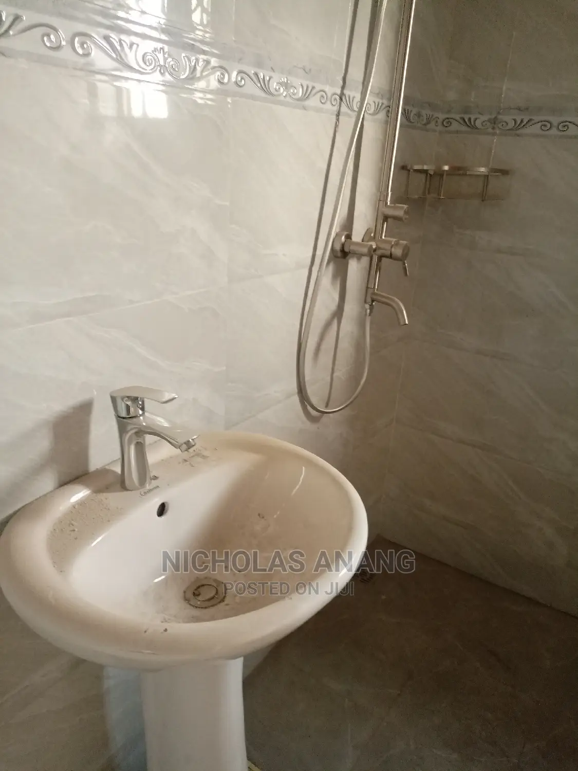 2bdrm Apartment in The Dorns, New Town for rent