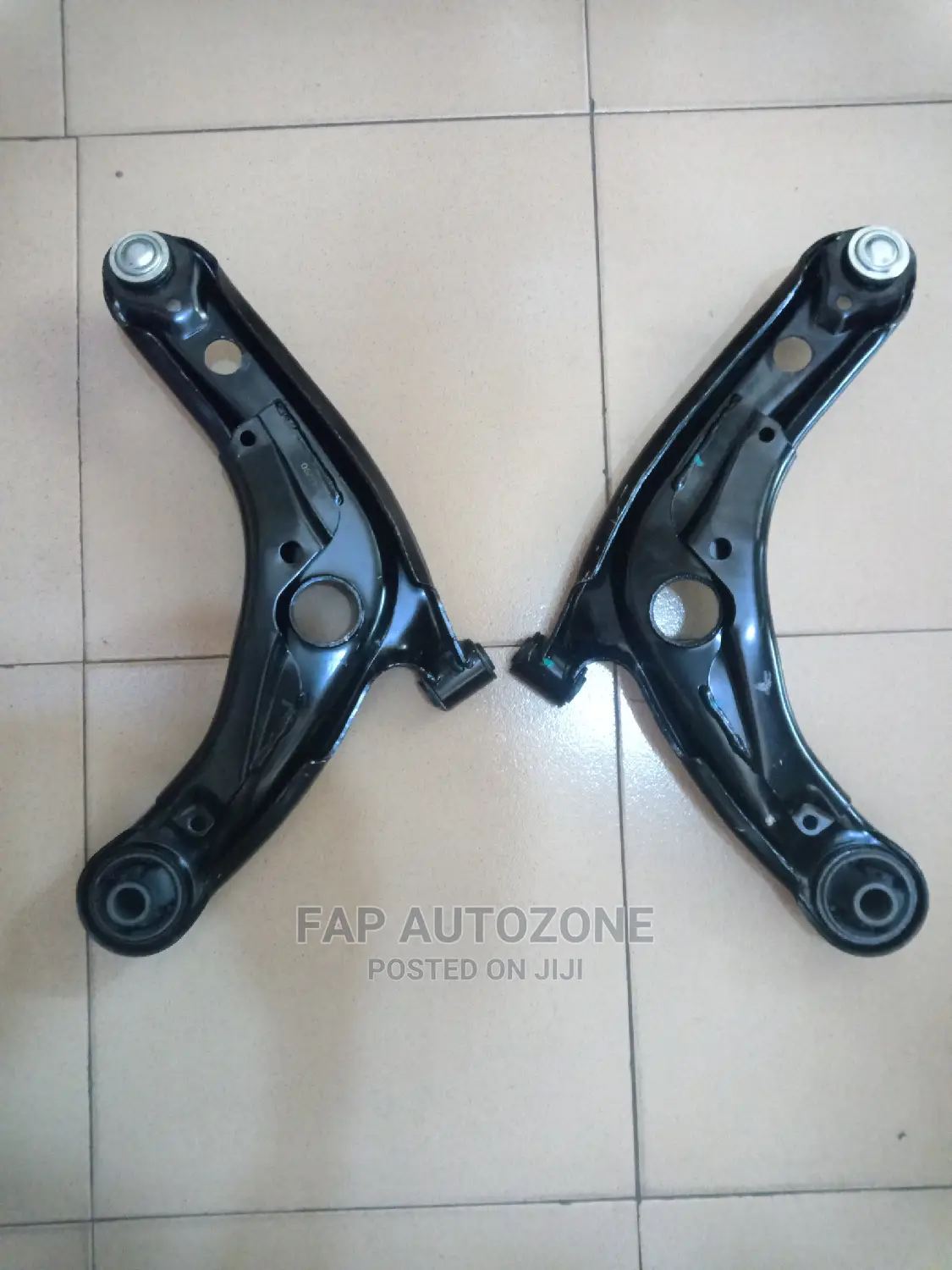 0619/0620. Original Suspension Lower Arm From Usa.X50cj4073