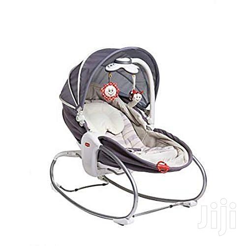5 in 1 Baby Bassinet Rocker.