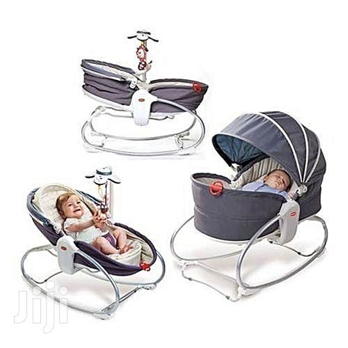 5 in 1 Baby Bassinet Rocker.