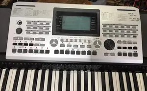GLS PSR-720 Keyboard
