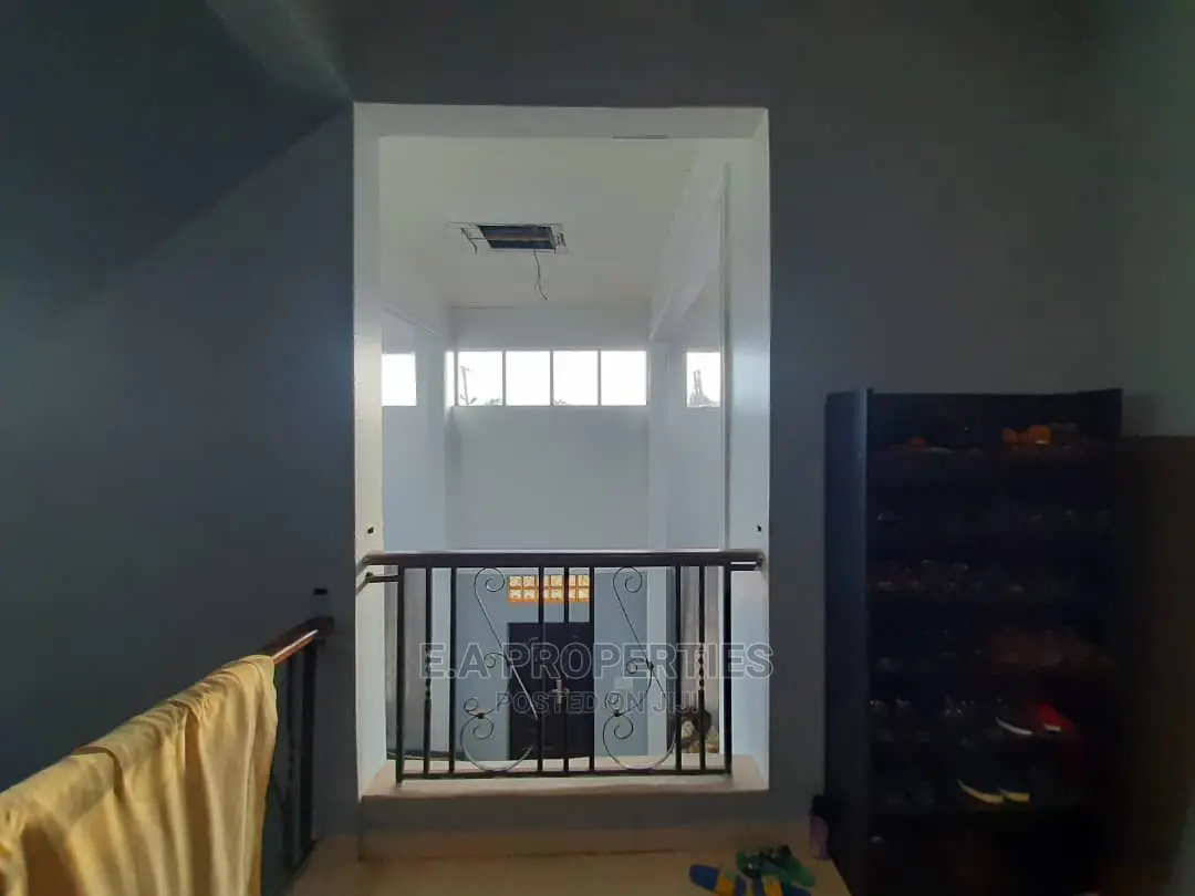 6bdrm Mansion in E a Properties, Airport Residential Area for Sale
