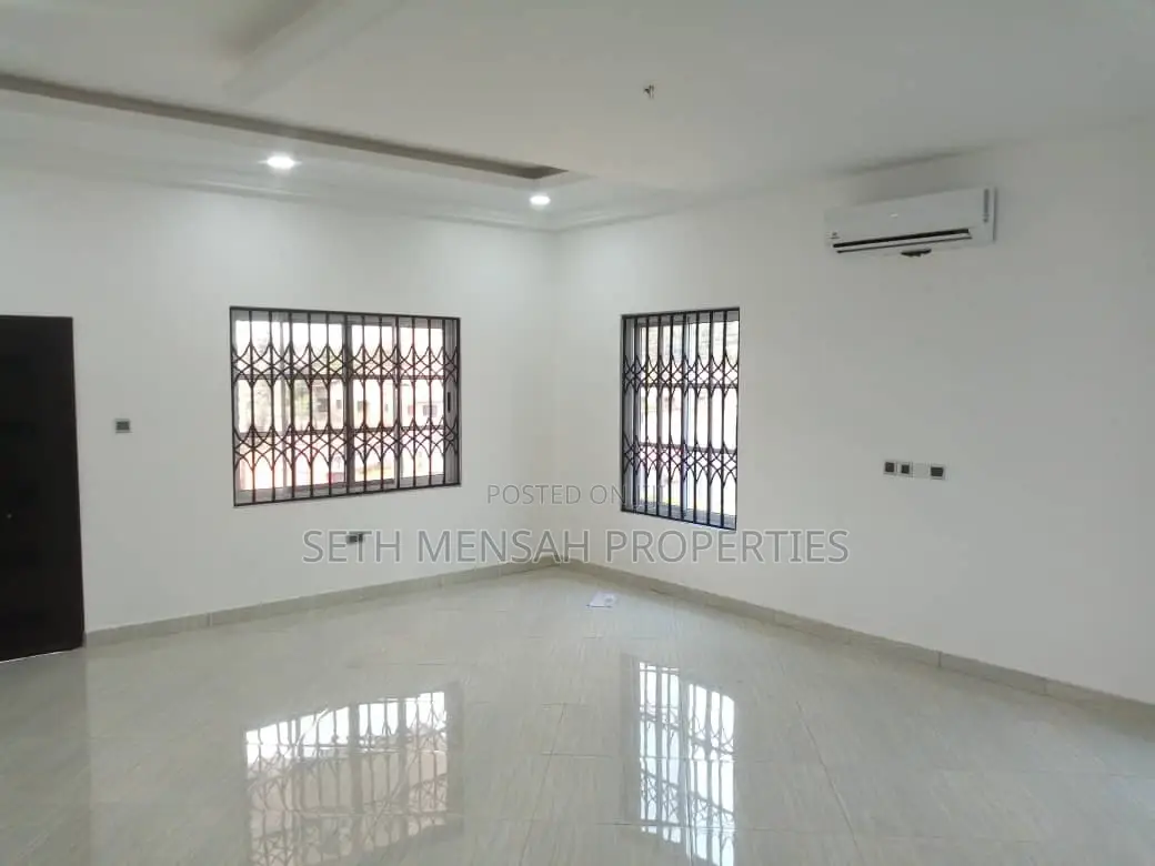 4bdrm House in 4 Bedroom House for for Sale
