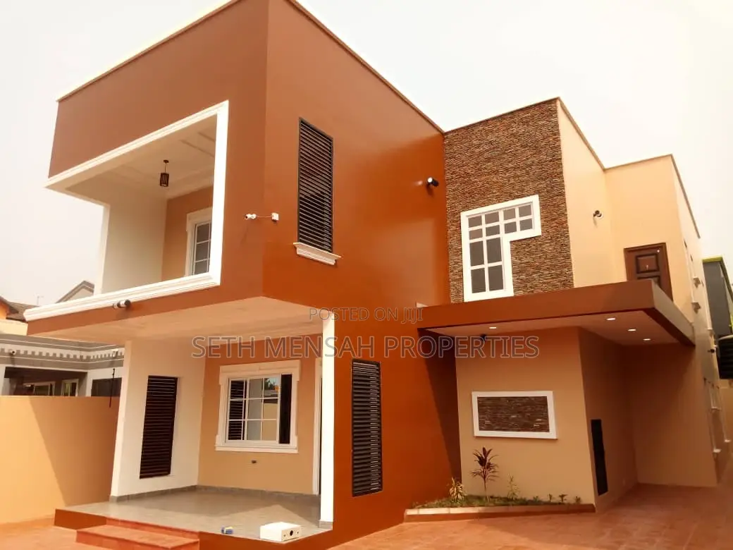4bdrm House in 4 Bedroom House for for Sale