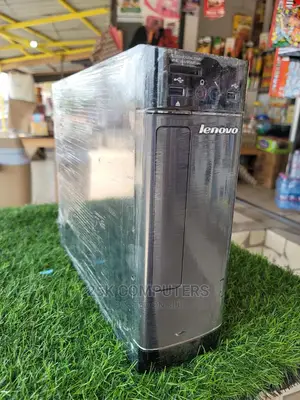Desktop Computer Lenovo 4GB Intel Core I3 HDD 500GB