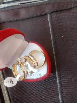 Quality 10K Gold Ring 3 Set