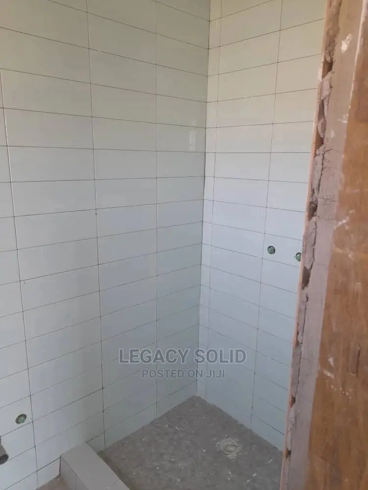 2bdrm Apartment in Legacy Solid Real for rent