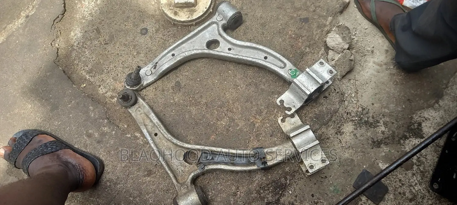 Mercedes Benz CLA 250/Cla 45 AMG 2014-18 LOWER ARM Available