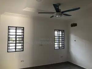 2bdrm House in Acp Whitehouse, Achimota for sale