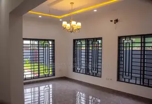 4bdrm House in Acp Estate, Achimota for sale