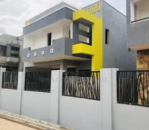 4bdrm House in Acp Estate, Achimota for sale
