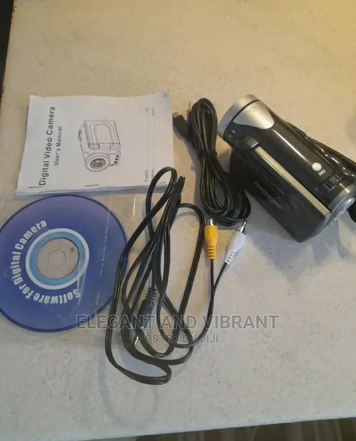 Cam Corder Uses AA Batteries and 1 Terminal Broken