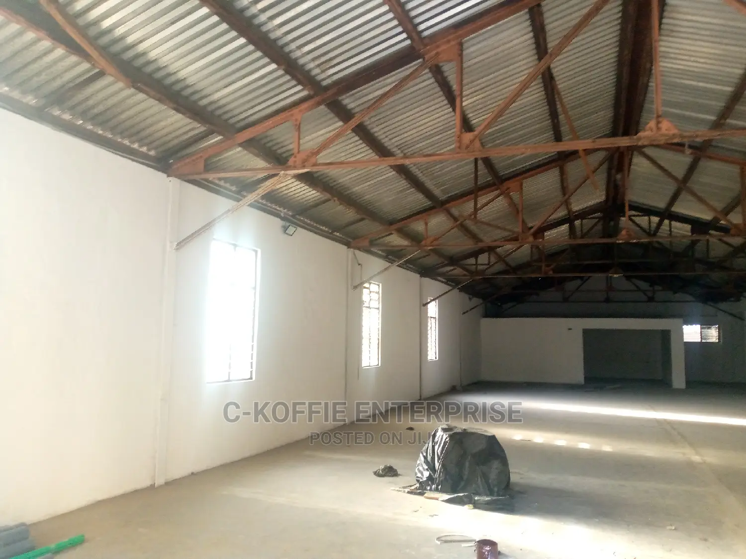 400 SQM WAREHOUSES at Accra Central for Rent