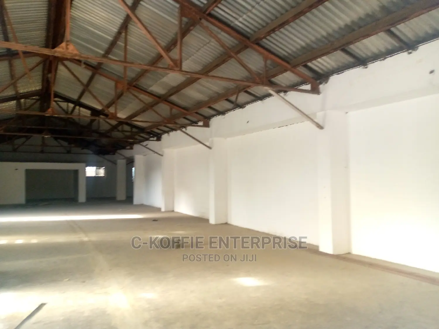 400 SQM WAREHOUSES at Accra Central for Rent