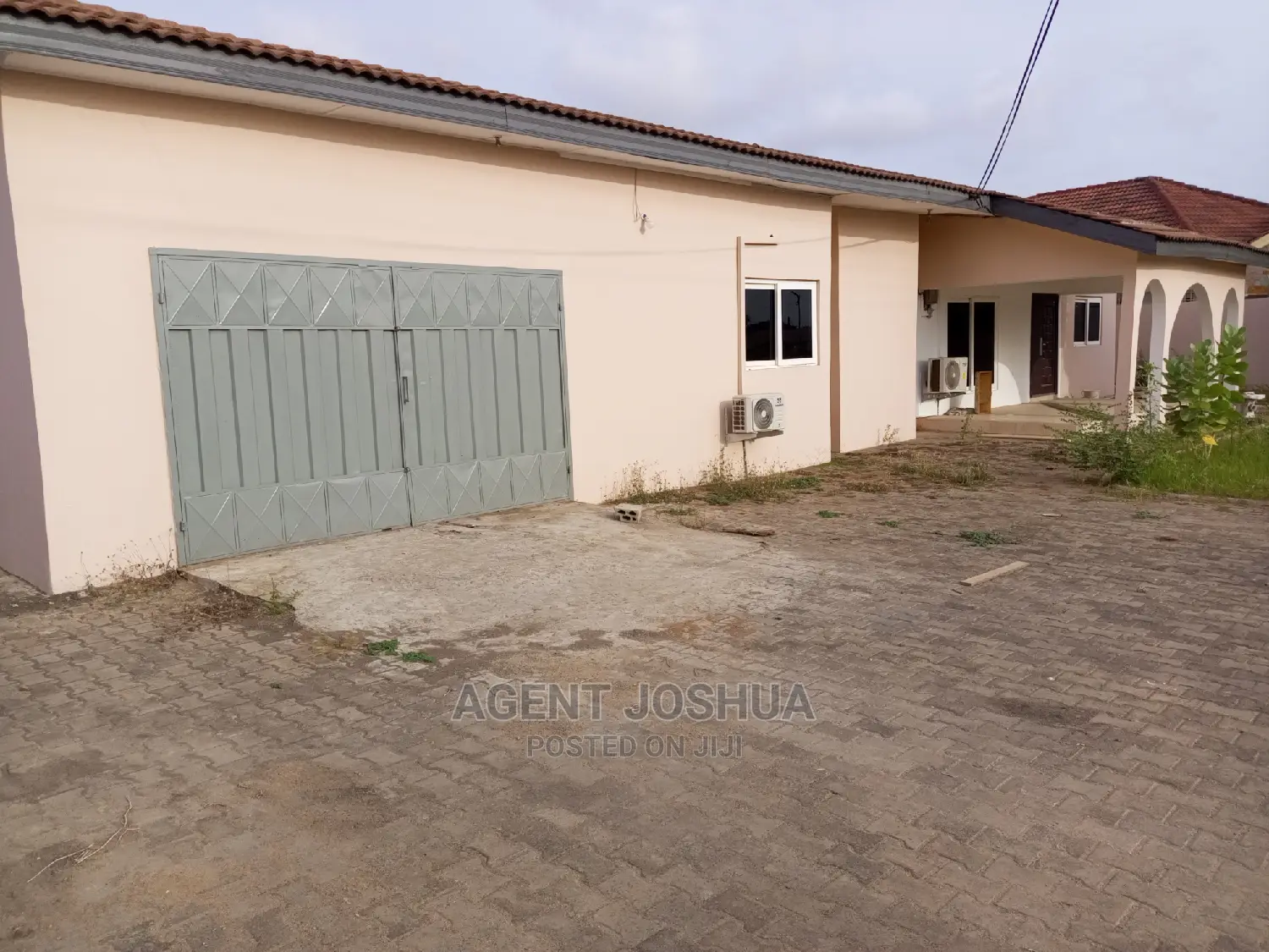 4bdrm House in Manet Court Estate for rent