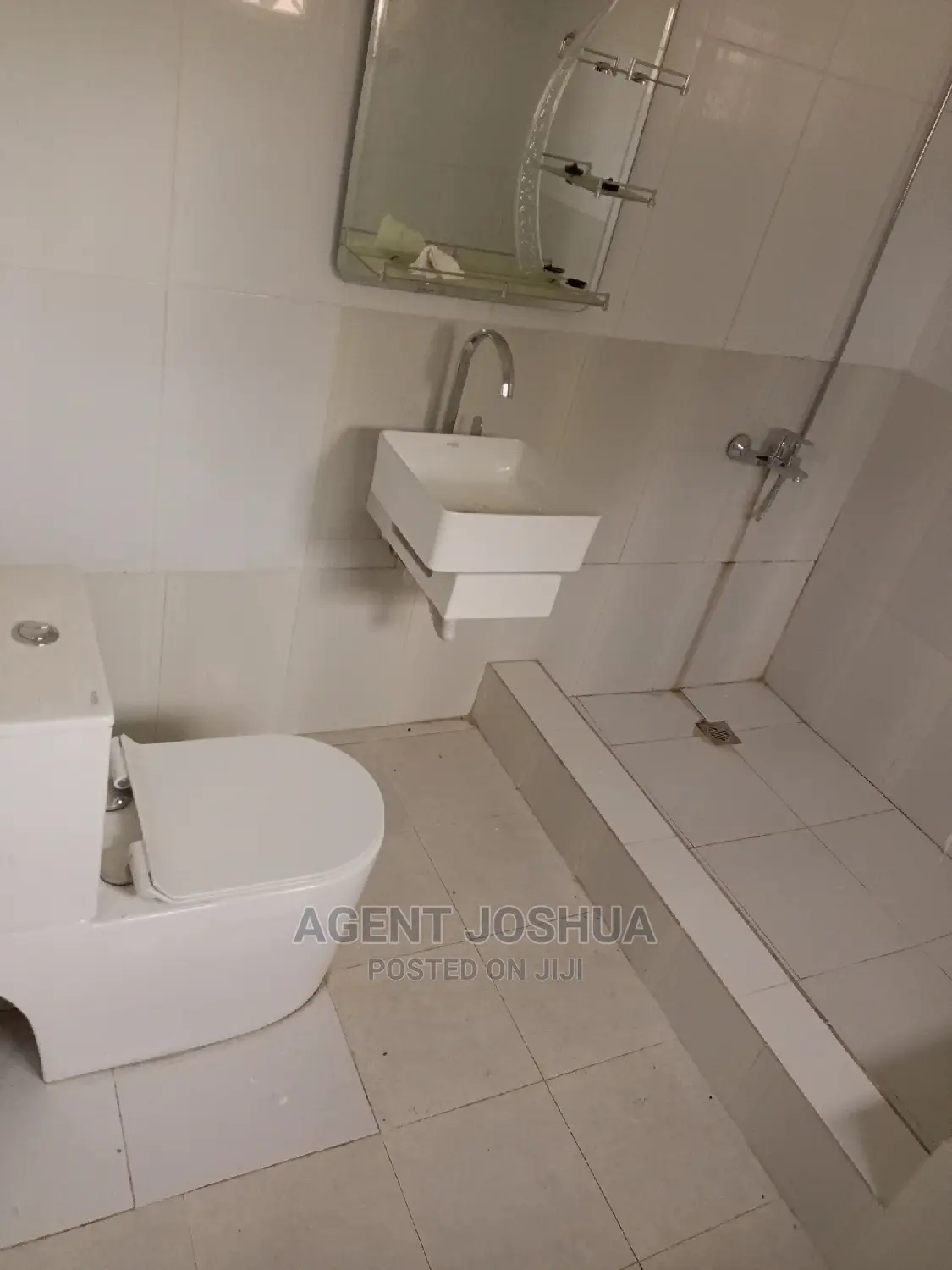 4bdrm House in Manet Court Estate for rent