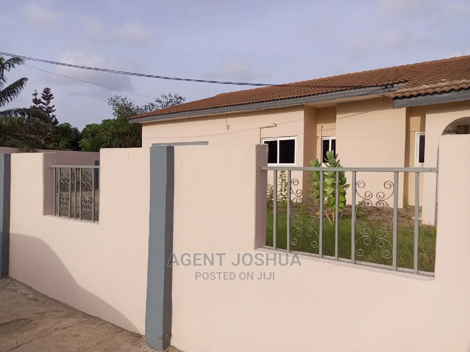 4bdrm House in Manet Court Estate for rent