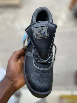 Original Safty Boot at Cool Price