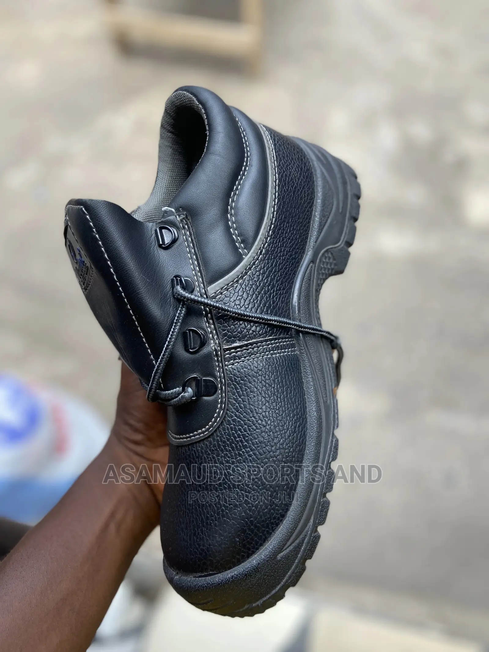 Original Safty Boot at Cool Price
