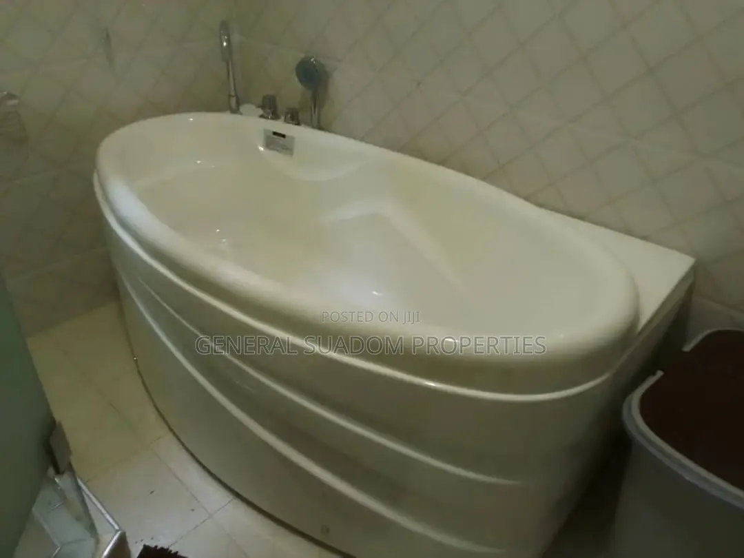 Furnished 3bdrm Apartment for rent