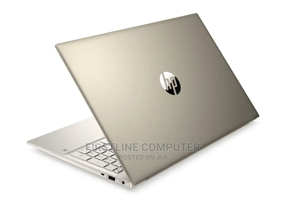 New Laptop HP Envy X360 8GB Intel Core i5 SSD 512GB