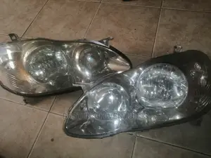2005 Corolla S Headlight