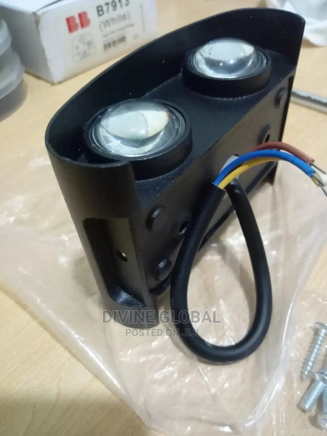 2 Way LED Wall Light Outdoor Indoor Use