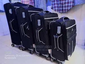 Suitcase/Travel Bag