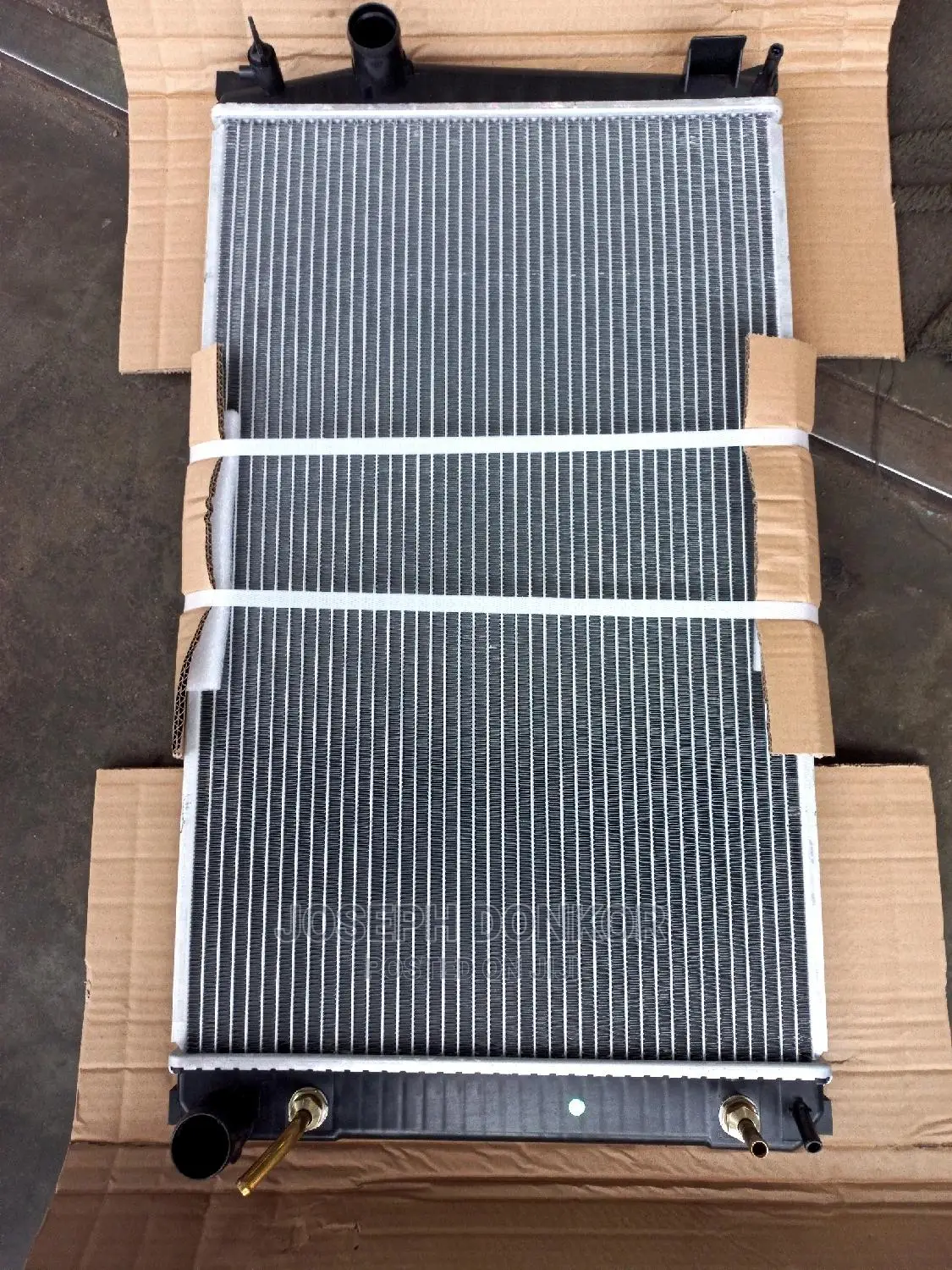 Rav 4 2013,2014,2015,2016,2017,2018 Radiator Tank