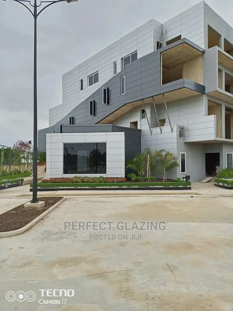 Alucobond Title